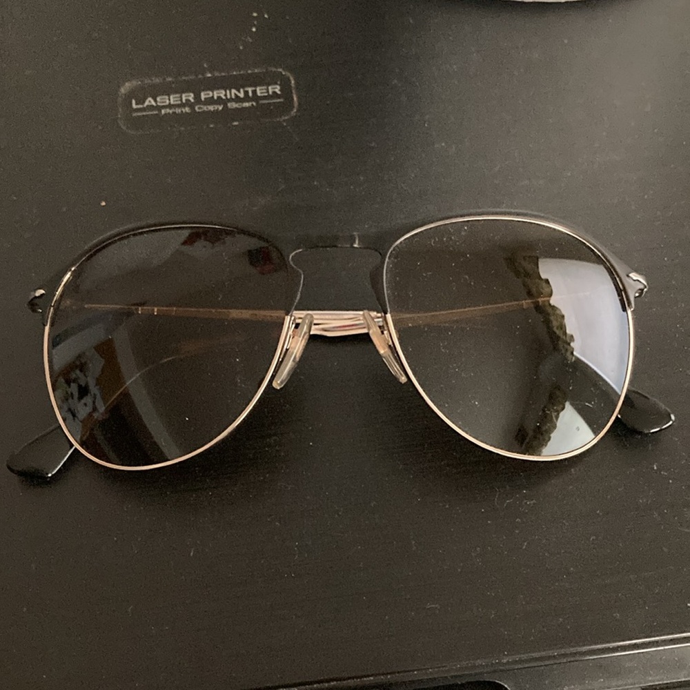 PERSOL 7649 polarized sunglasses unisex. 9/10 no case